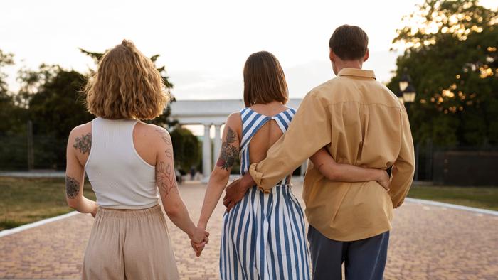 Threesome Boundaries 101: What You Need to Know for a Positive 3some Experience