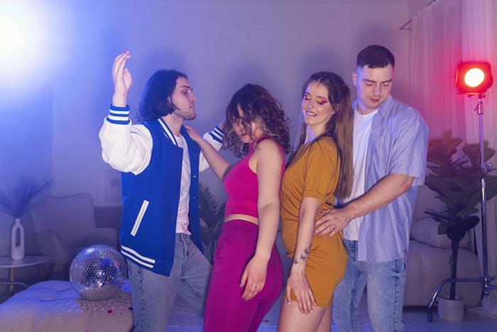 swinger party